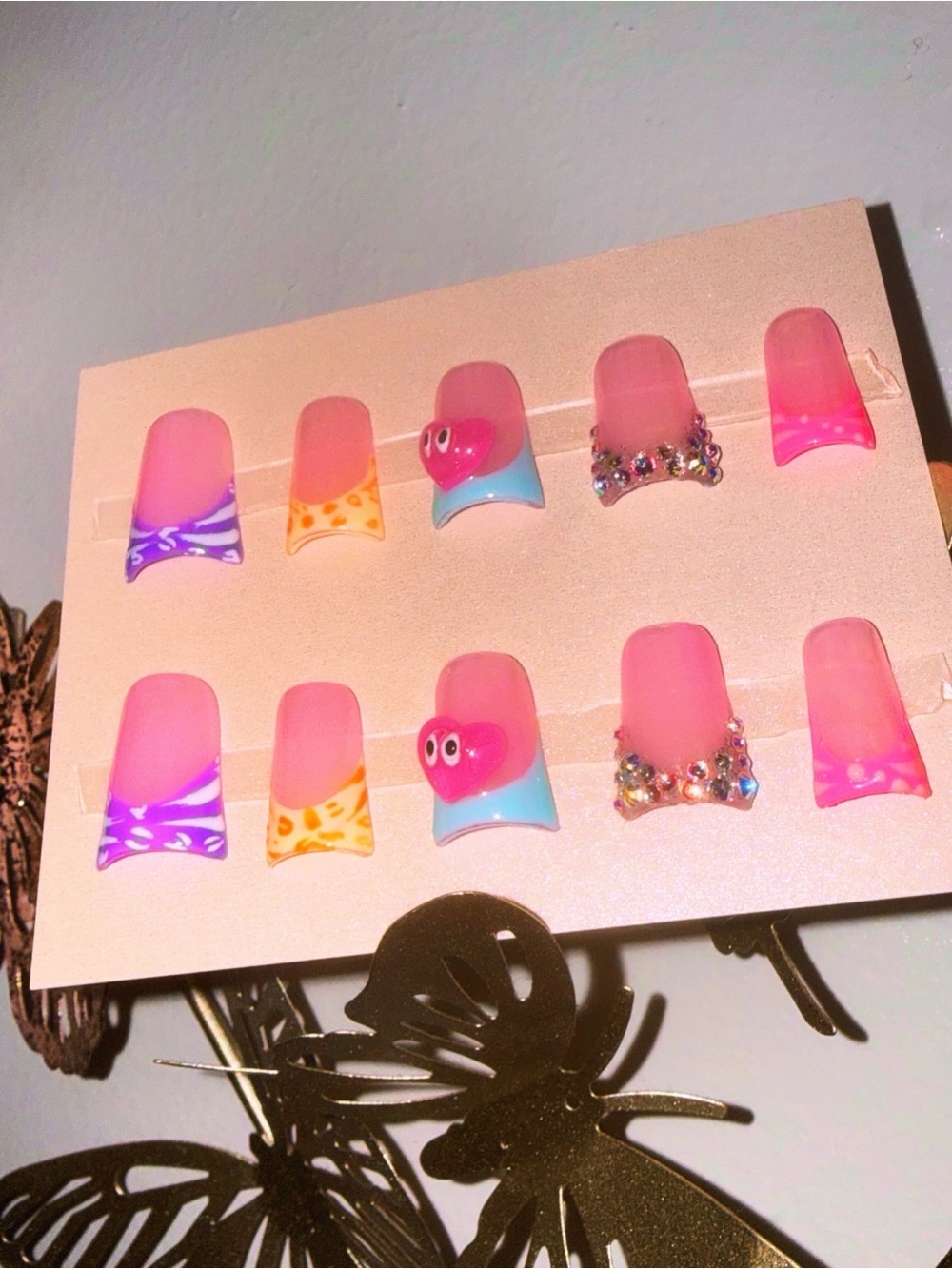 Pink Ombre & Decorative Press-On Nail Set with Gems